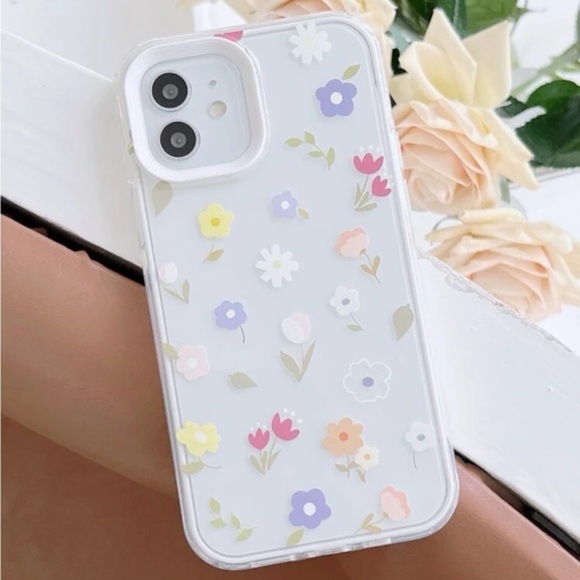 ⚠️Clearance🌟iPhone 13/Pro/Pro Max Floral Phone Case - Picture 1 of 3